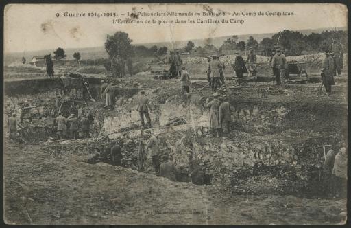 Les prisonniers allemands au camp de Coëtquidan (Bretagne) : l'extraction de la pierre dans les carrières du camp.